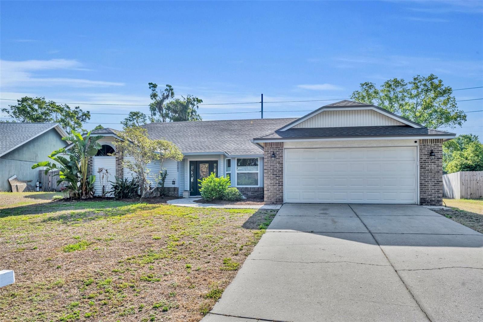 Image 3 of 52 For 2601 Bridle Drive