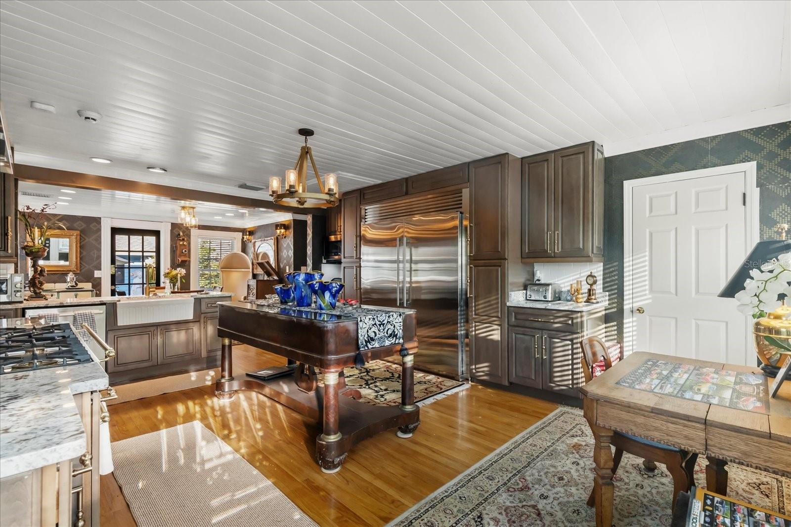 Image 16 of 57 For 8407 Interbay Boulevard