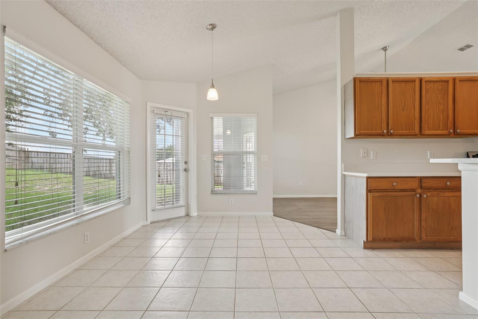 Image 12 of 41 For 3326 Sassaquin Court