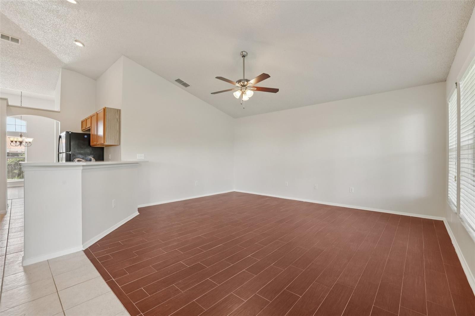 Image 17 of 41 For 3326 Sassaquin Court