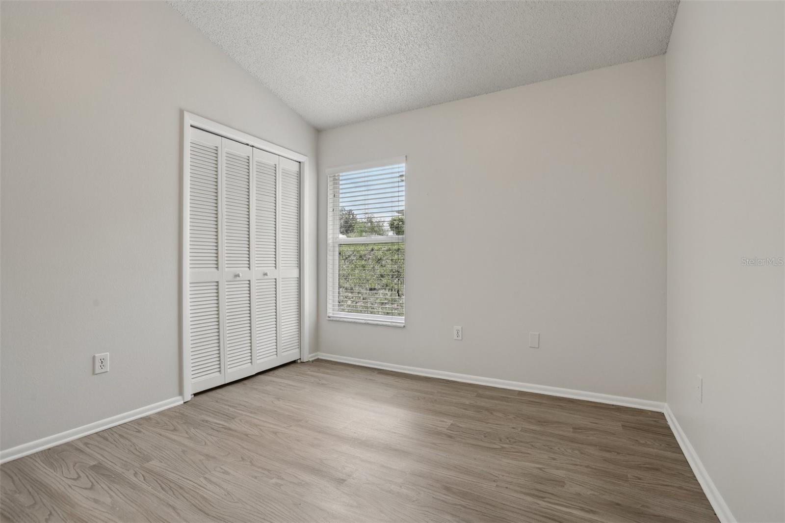 Image 29 of 41 For 3326 Sassaquin Court