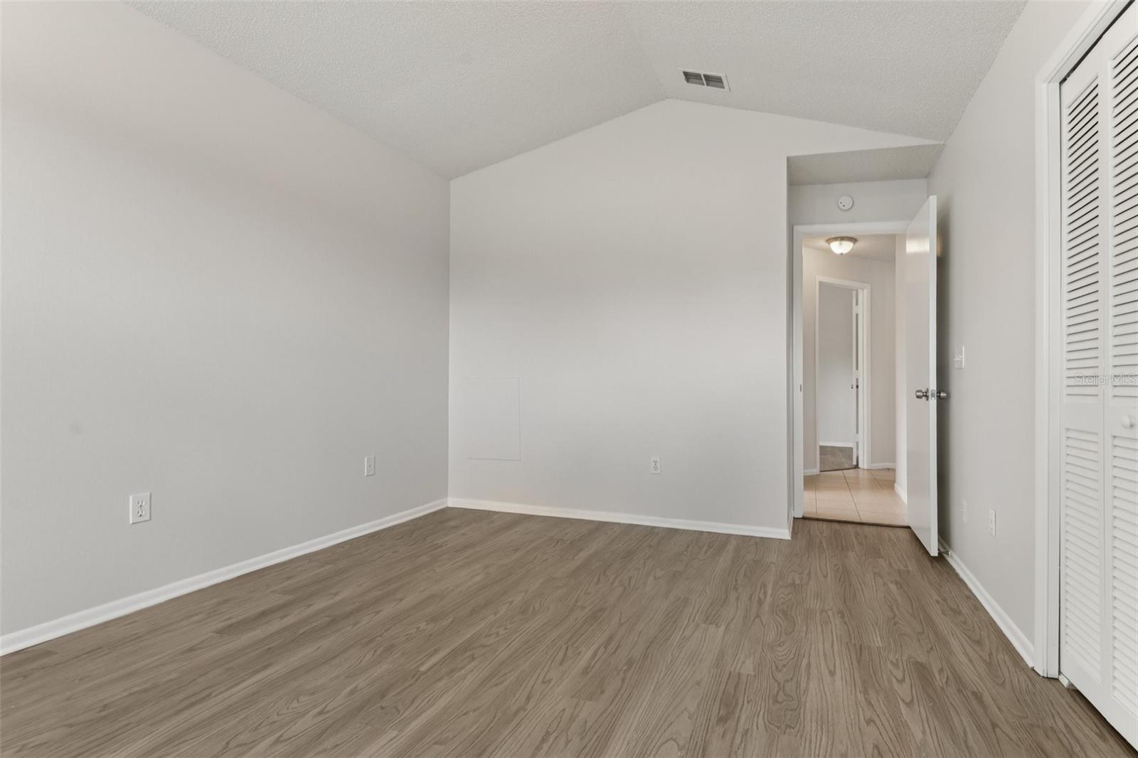Image 33 of 41 For 3326 Sassaquin Court