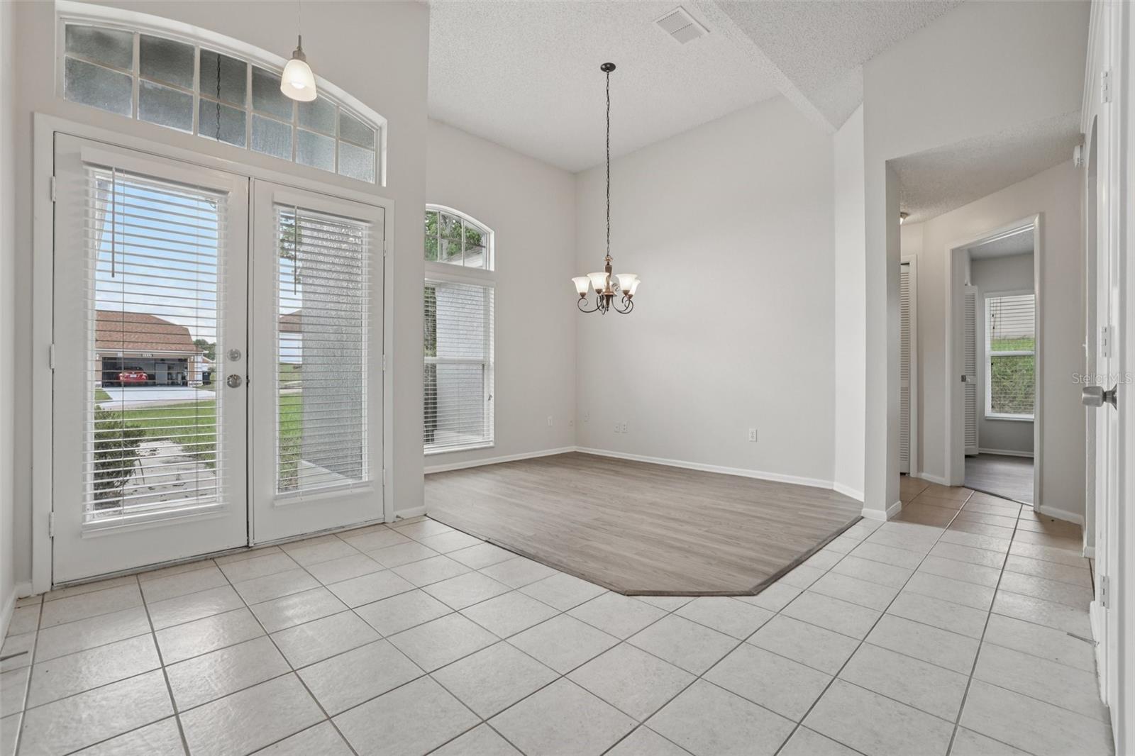 Image 4 of 41 For 3326 Sassaquin Court