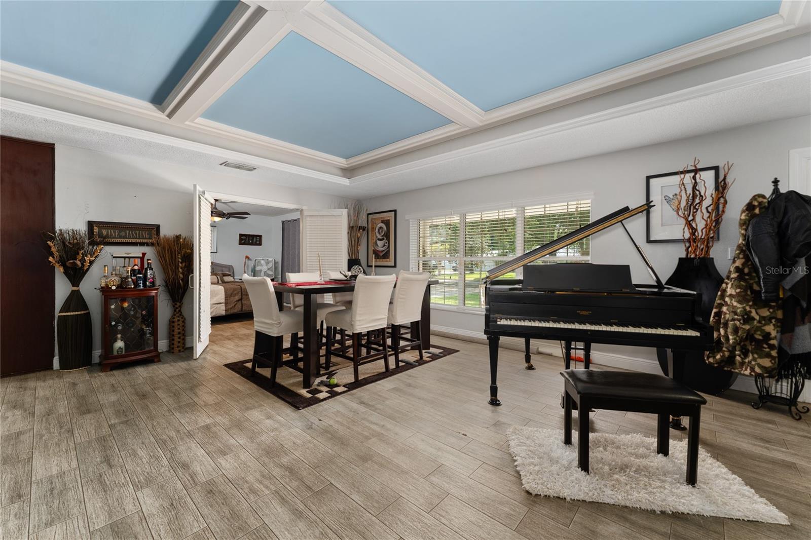 Image 10 of 46 For 1111 Pinar Drive
