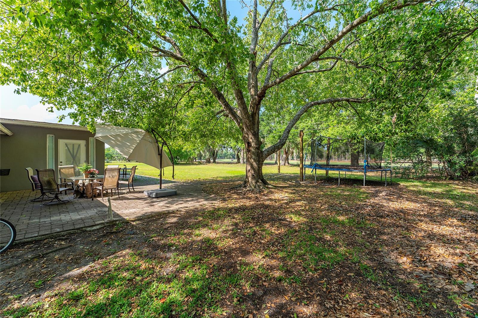 Image 6 of 46 For 1111 Pinar Drive