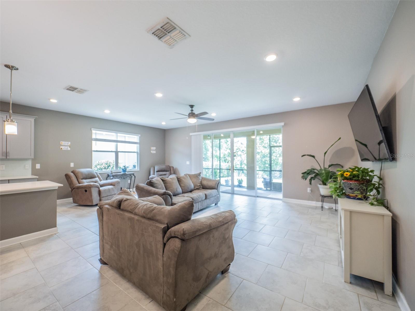 Image 13 of 67 For 461 Brunswick Drive