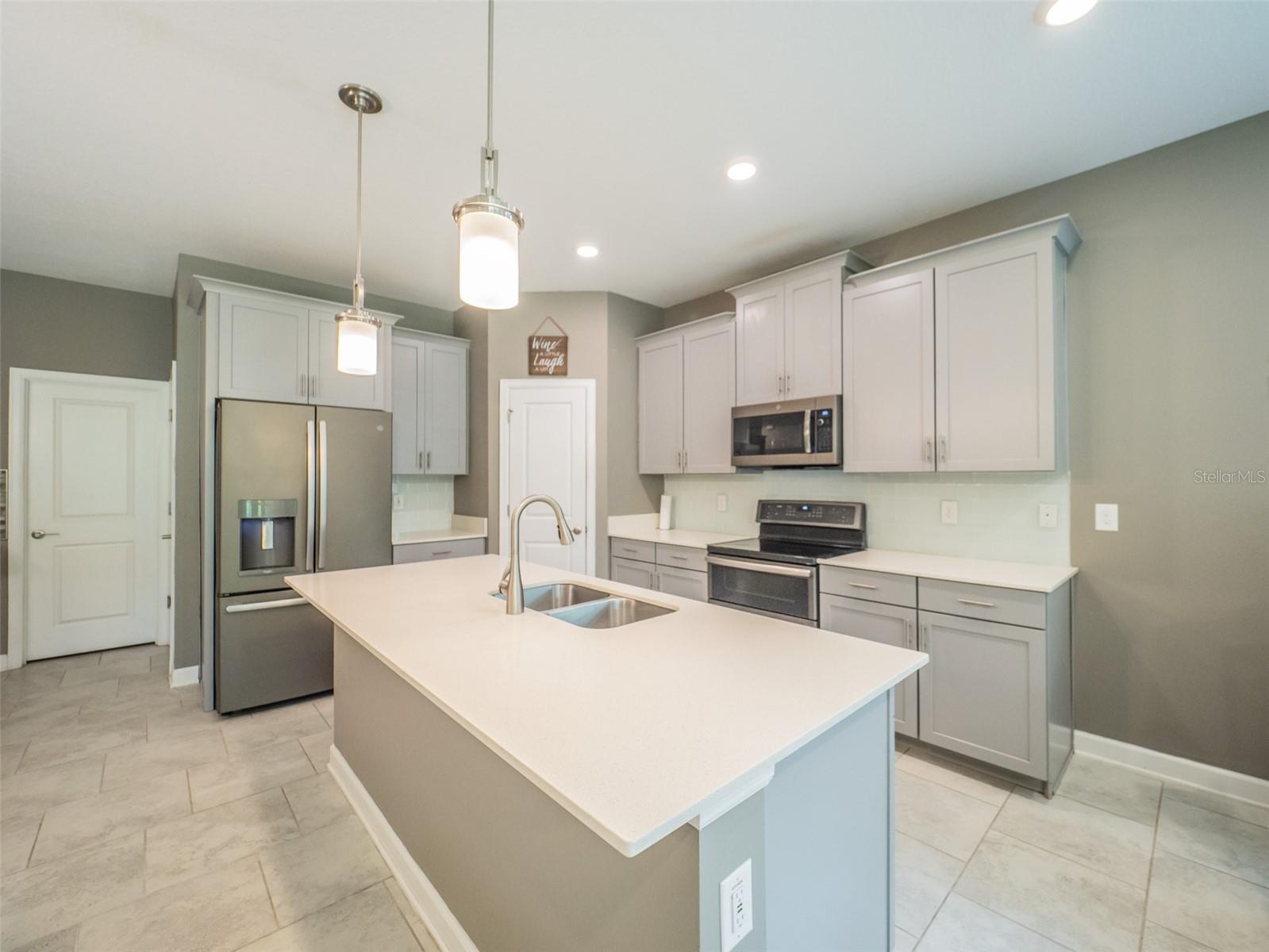 Image 15 of 67 For 461 Brunswick Drive