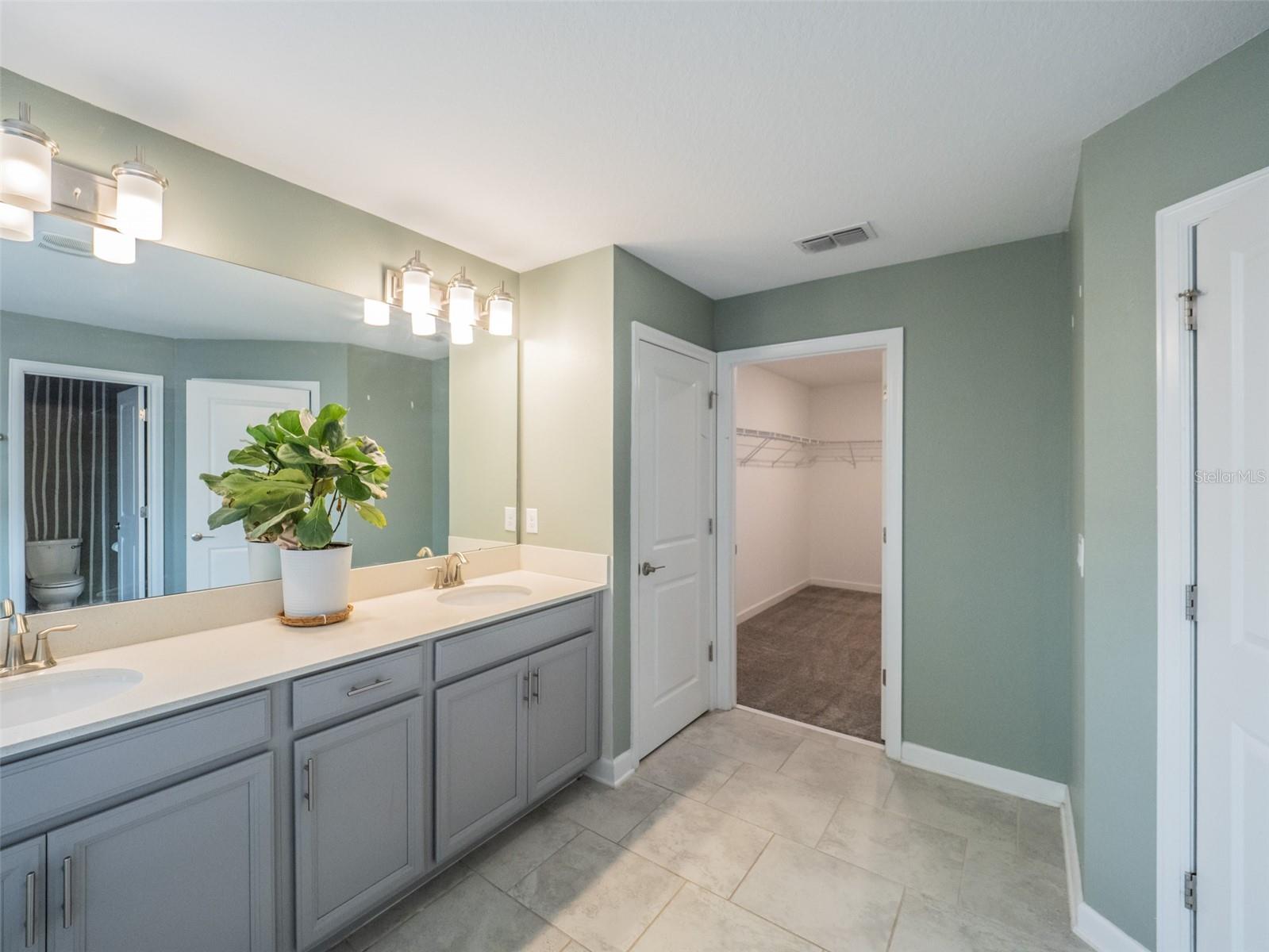 Image 36 of 67 For 461 Brunswick Drive