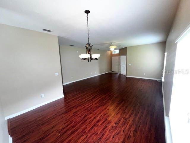 Image 35 of 67 For 500 Wellesly Street