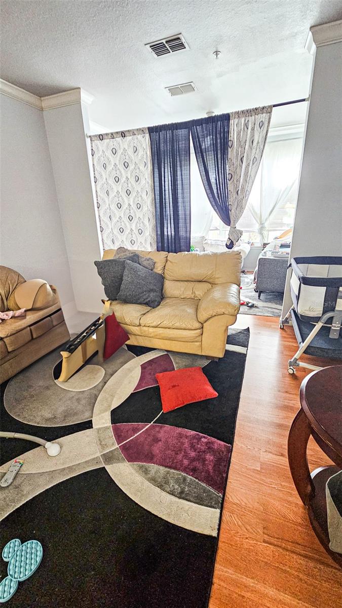 Image 5 of 12 For 3379 Kirkman Road 1027