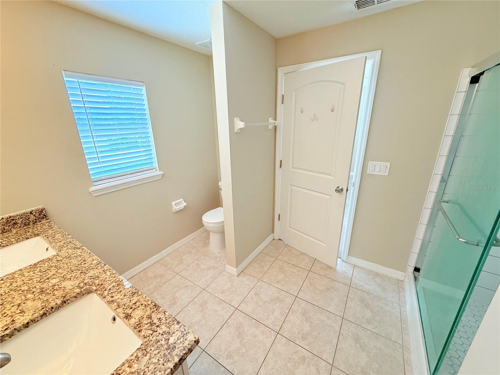 Image 10 of 23 For 2055 Victoria Falls Drive