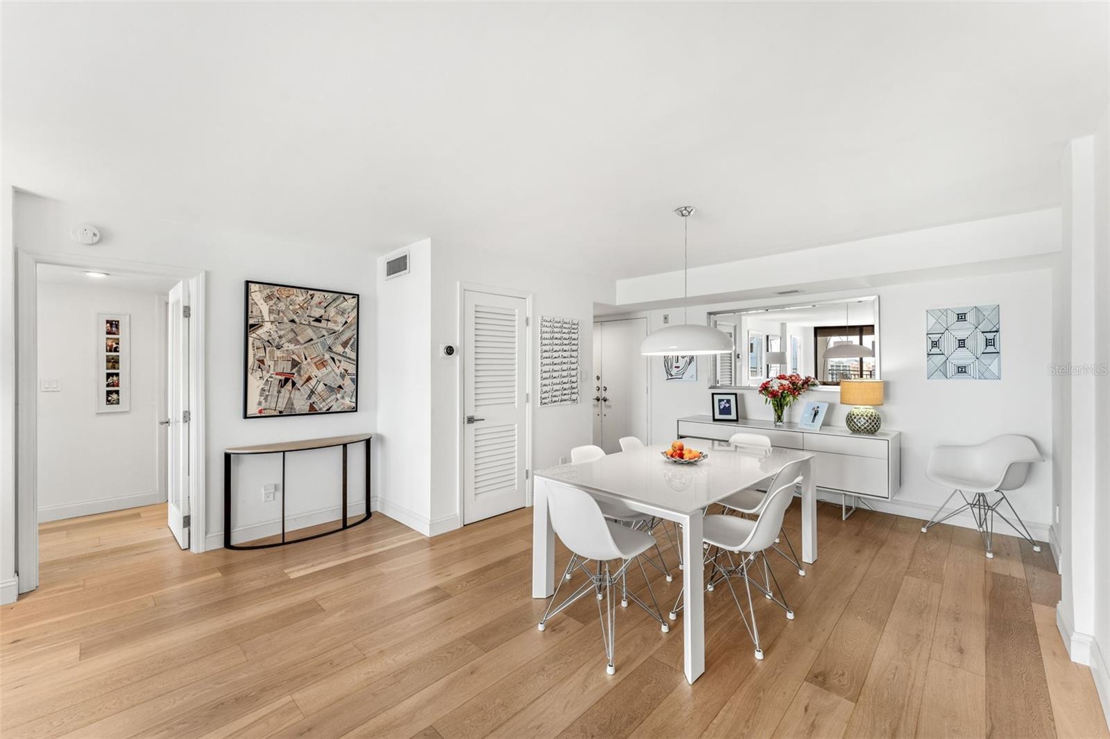 Image 14 of 62 For 2100 Atlantic Avenue  1110