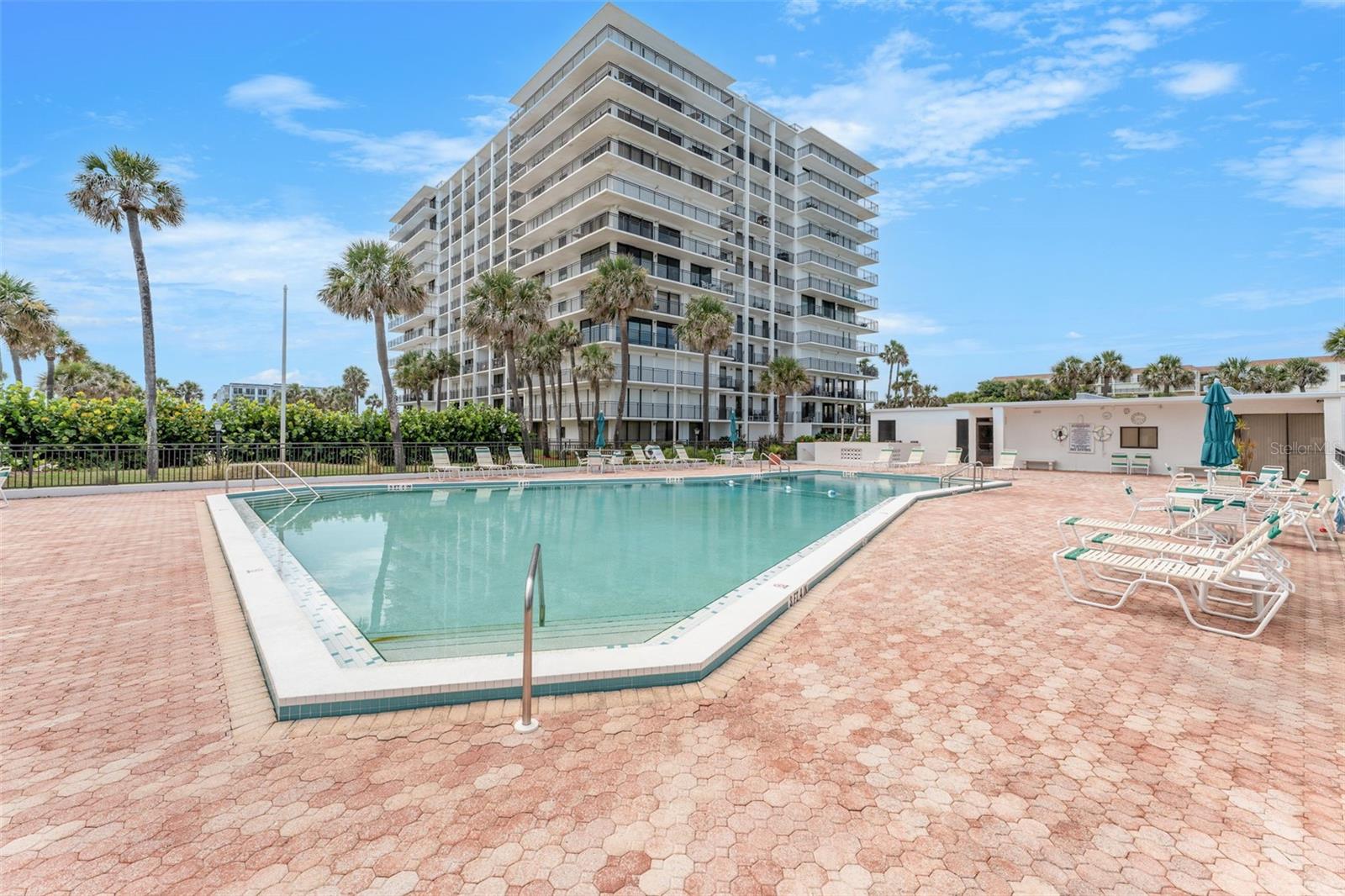 Image 39 of 62 For 2100 Atlantic Avenue  1110