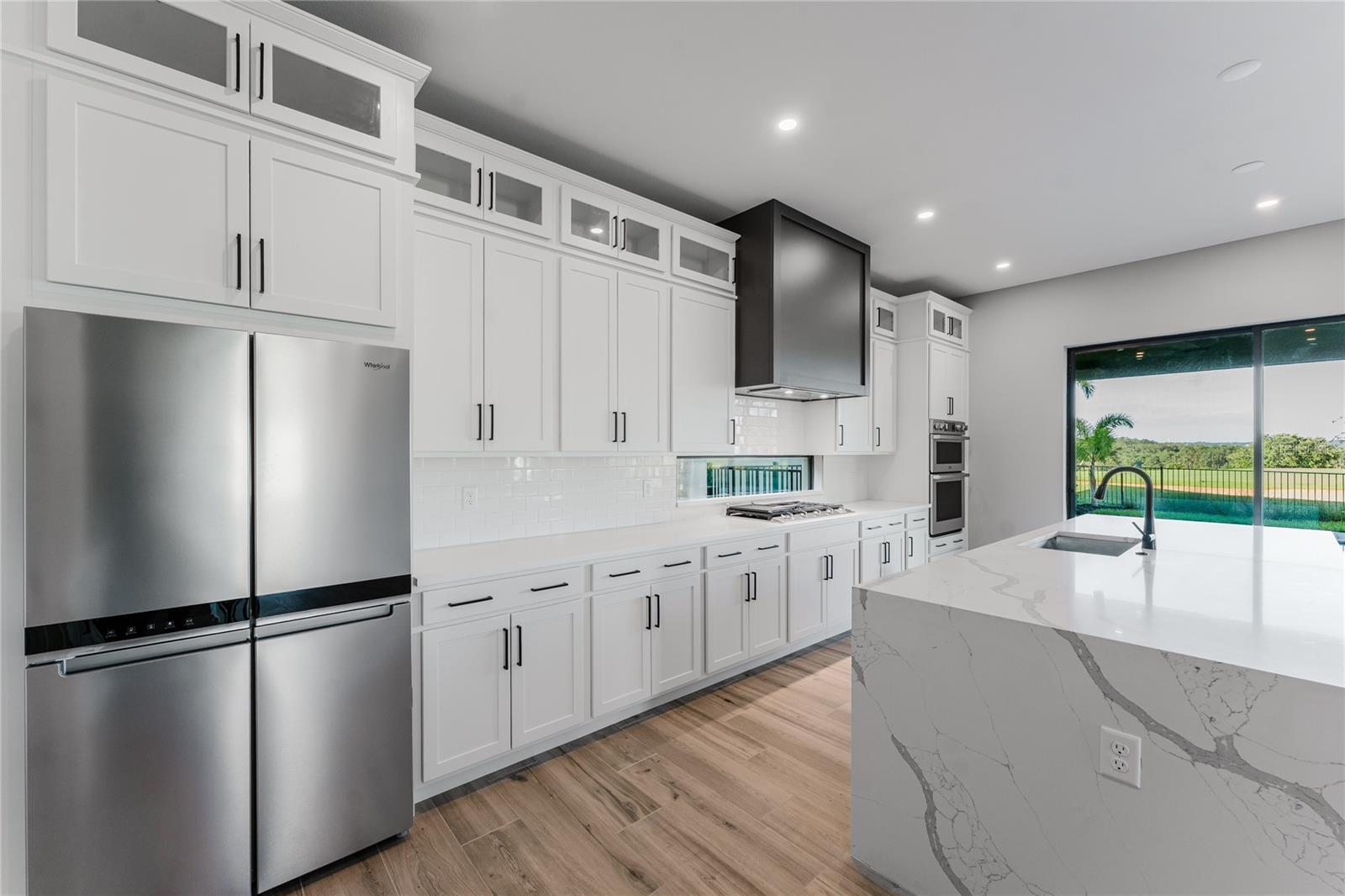 Image 19 of 76 For 15942 Vetta Drive
