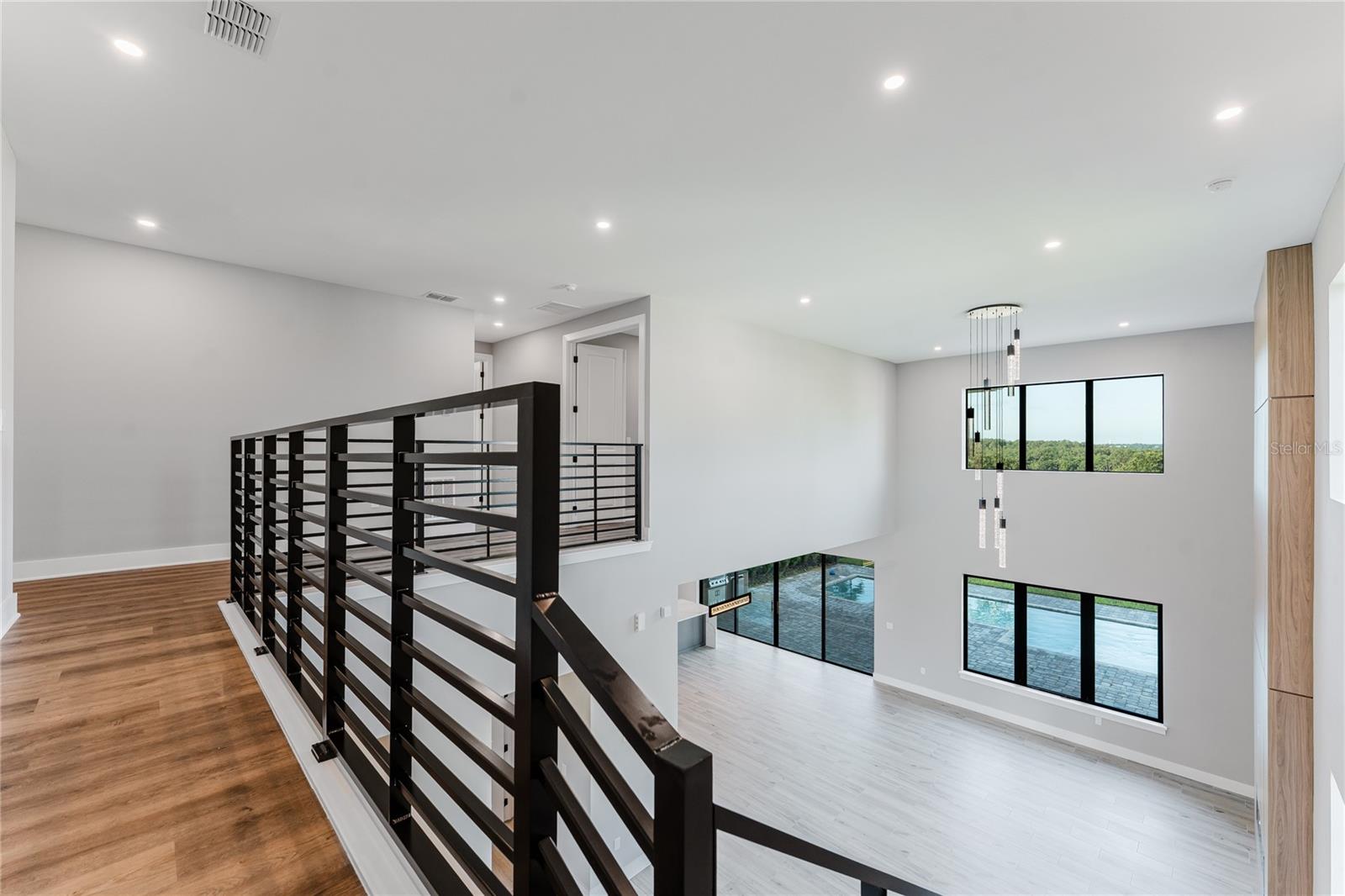 Image 42 of 76 For 15942 Vetta Drive