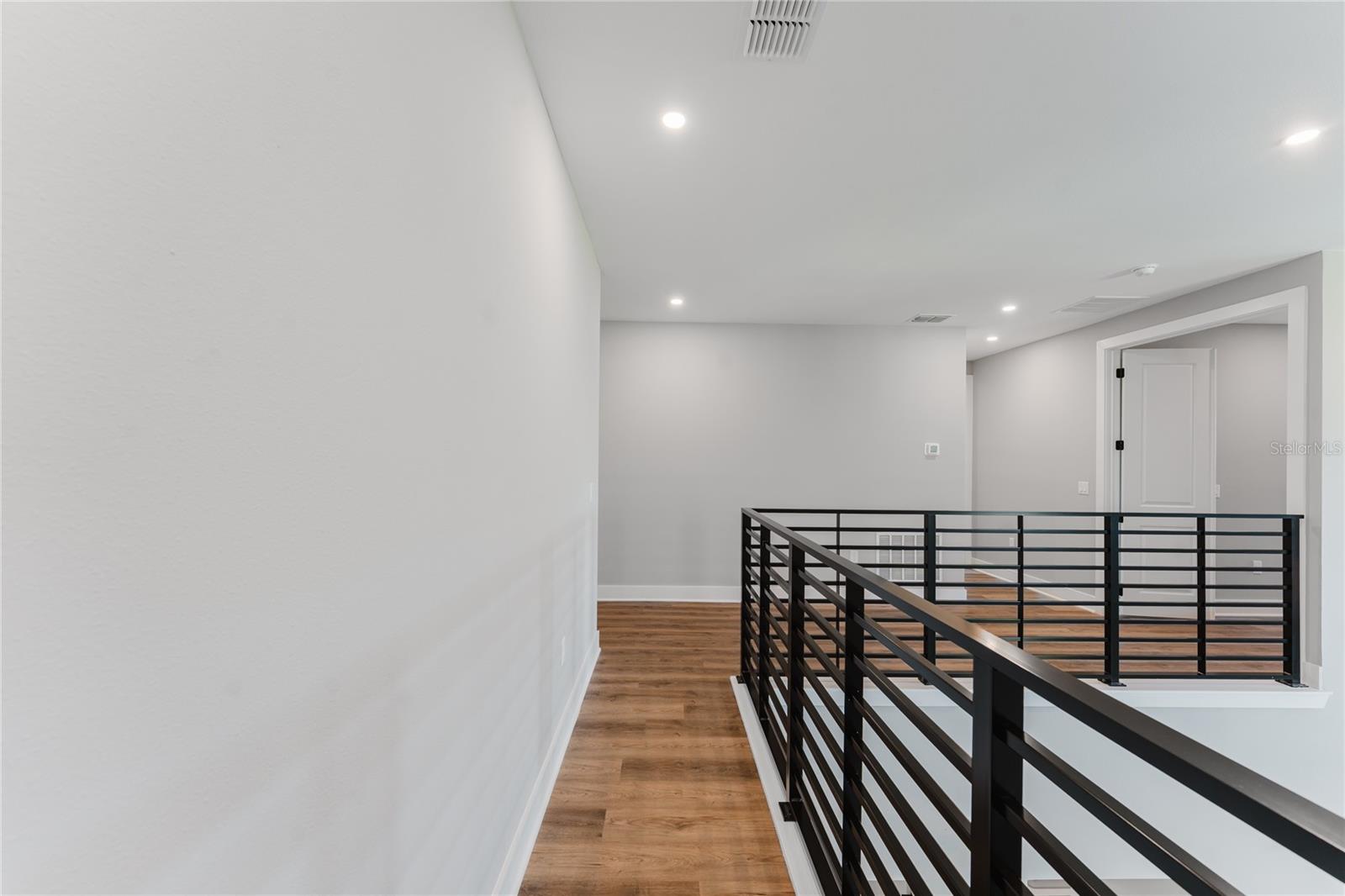 Image 43 of 76 For 15942 Vetta Drive
