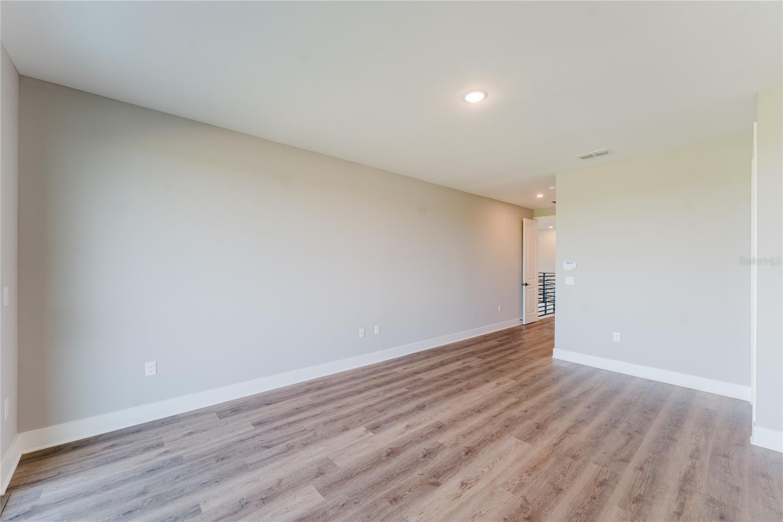 Image 47 of 76 For 15942 Vetta Drive