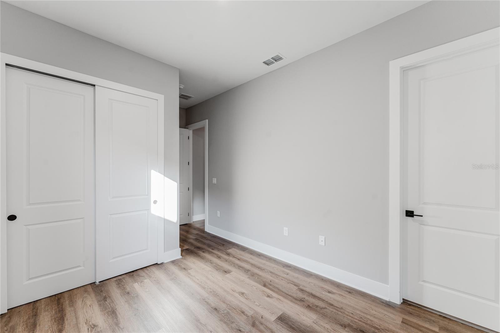 Image 60 of 76 For 15942 Vetta Drive