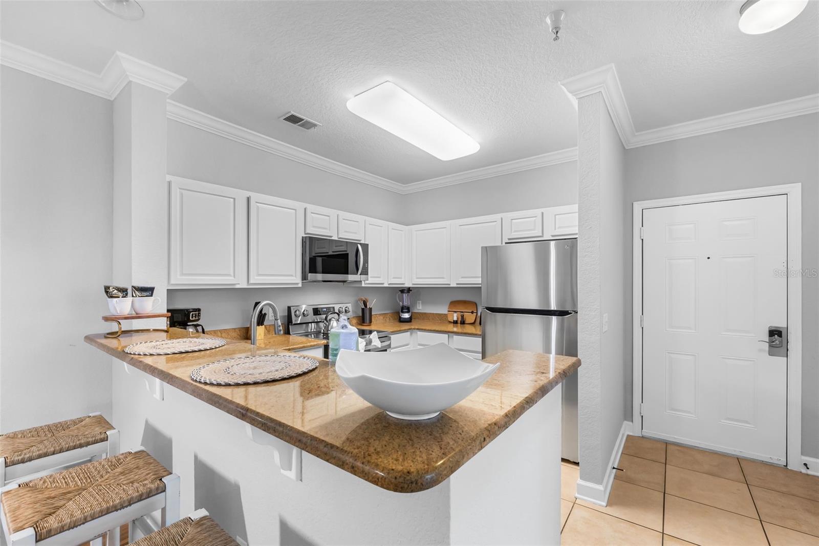 Image 13 of 51 For 8020 Tuscany Way 6301