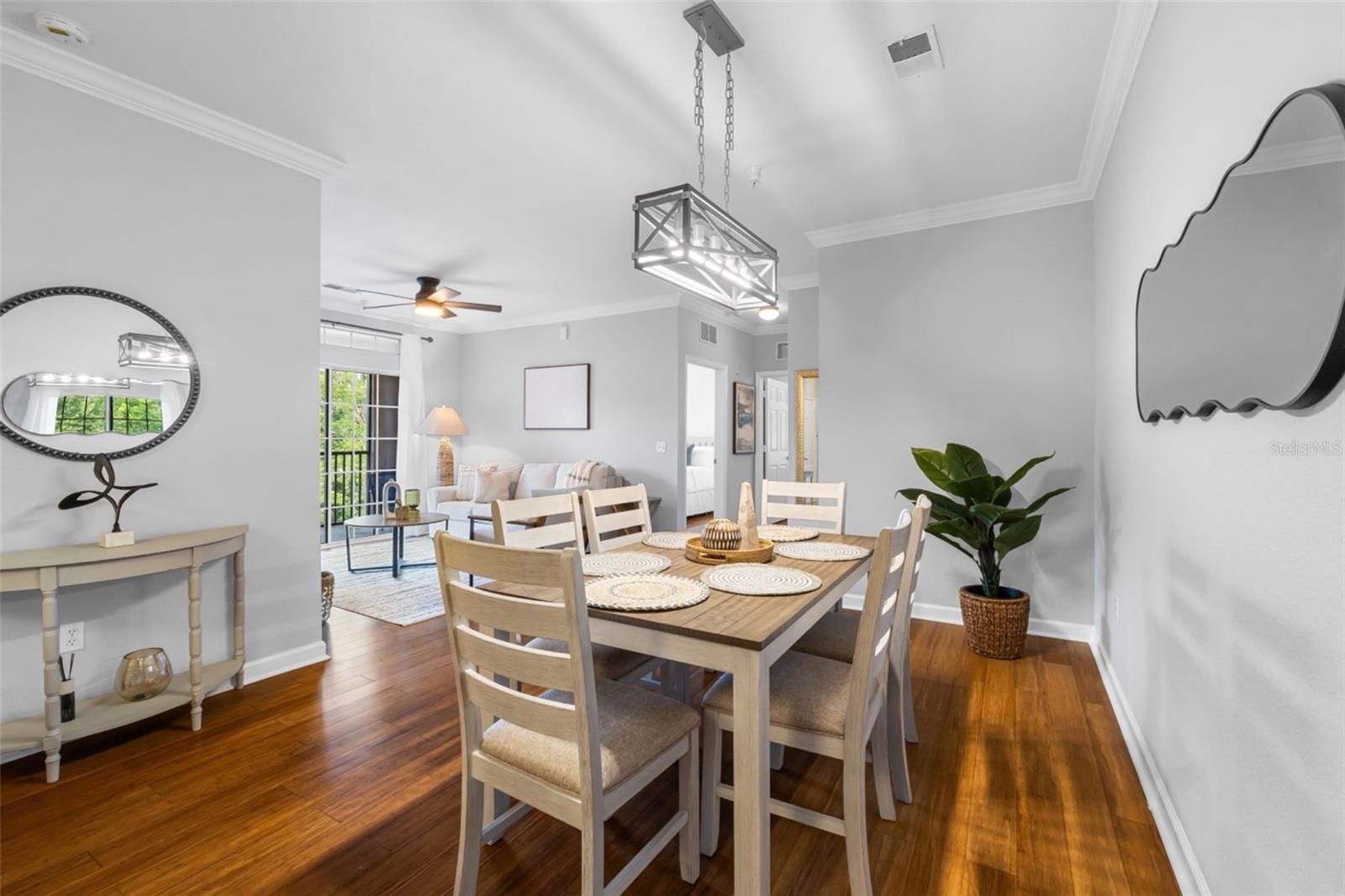 Image 14 of 51 For 8020 Tuscany Way 6301