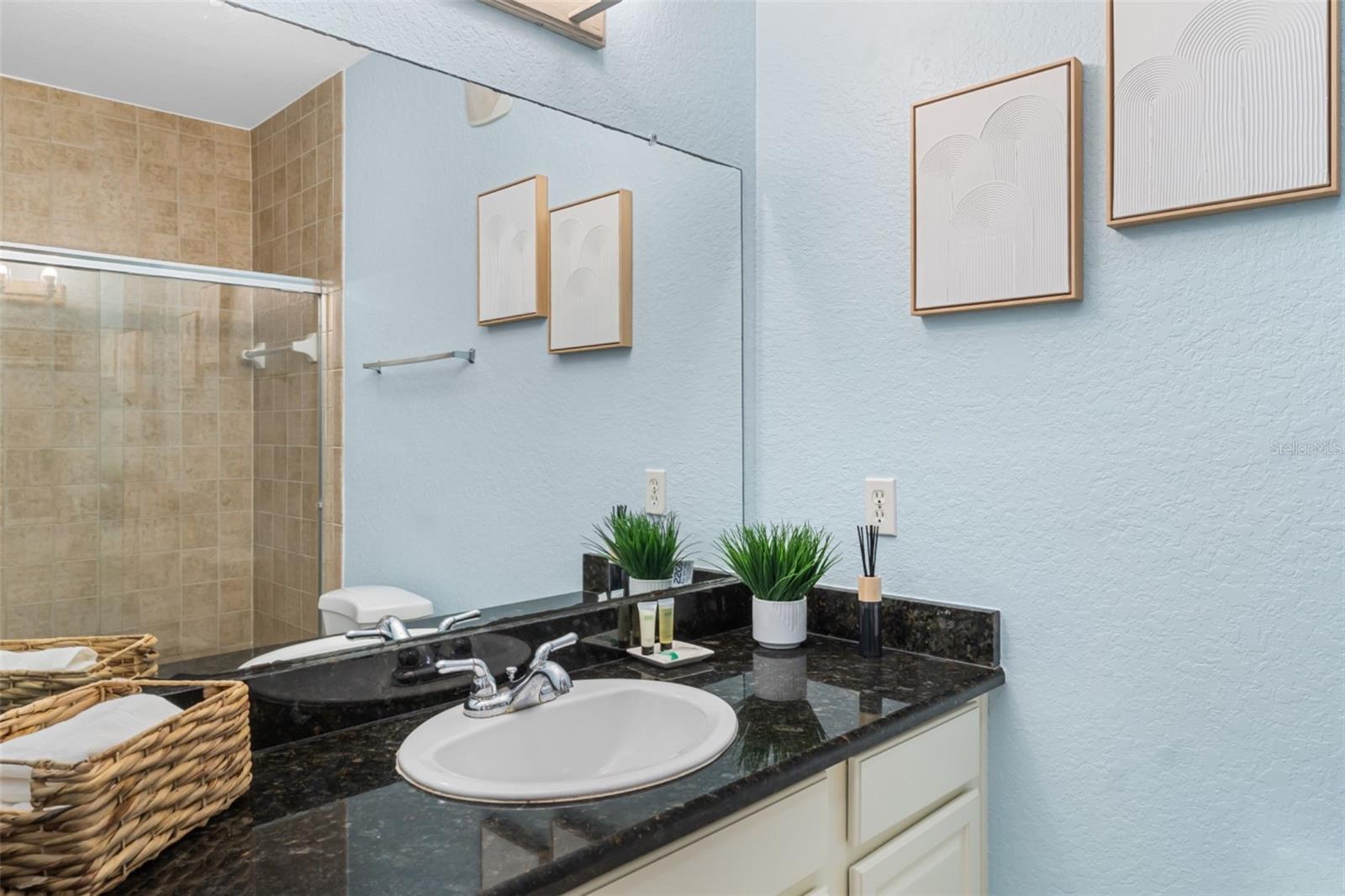 Image 28 of 51 For 8020 Tuscany Way 6301