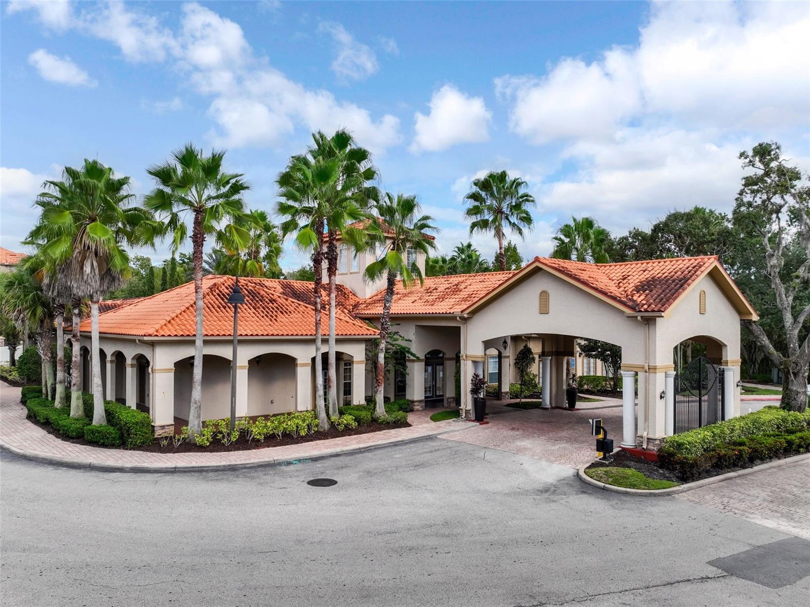 Image 47 of 51 For 8020 Tuscany Way 6301