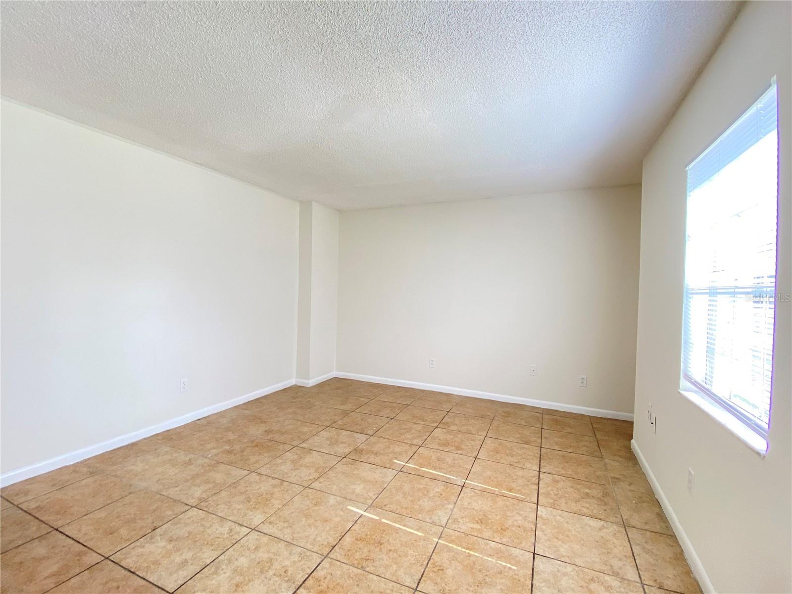 Image 4 of 13 For 5230 Davisson Avenue