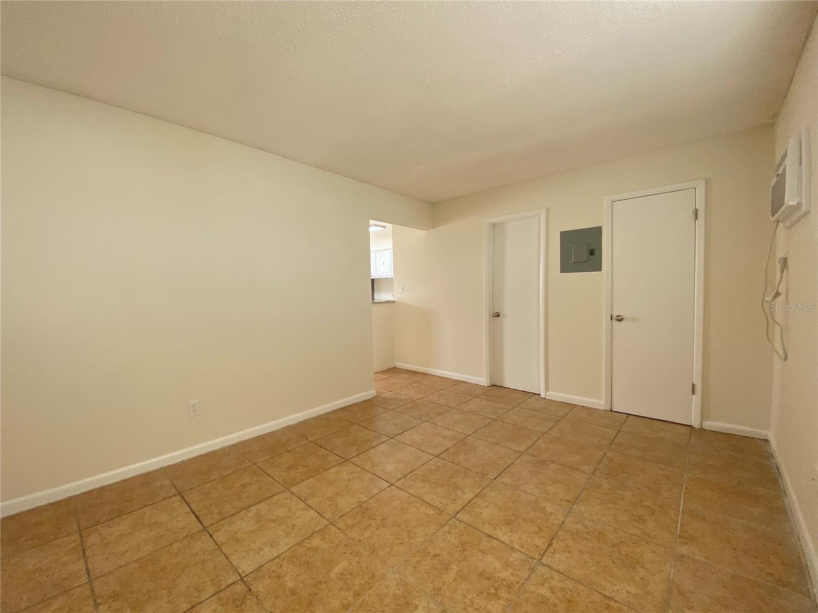 Image 9 of 13 For 5230 Davisson Avenue