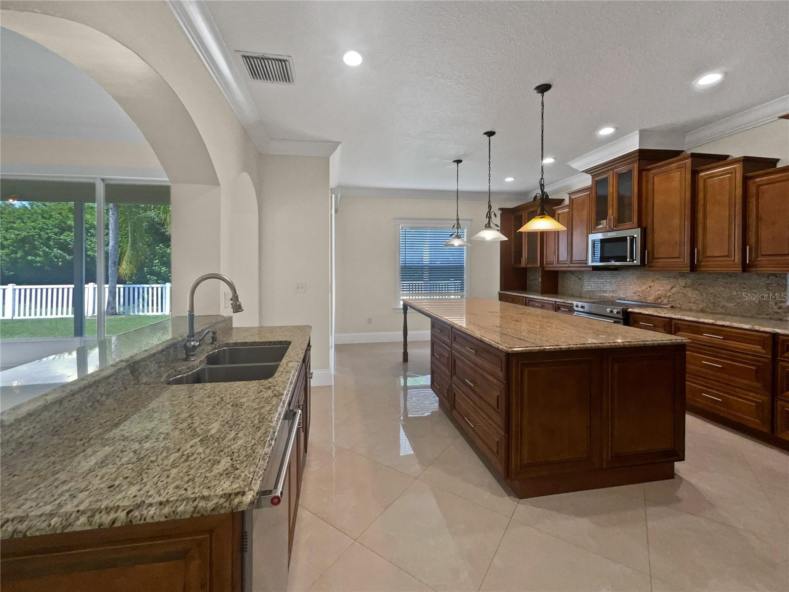 Image 14 of 33 For 11356 Callaway Pond Drive