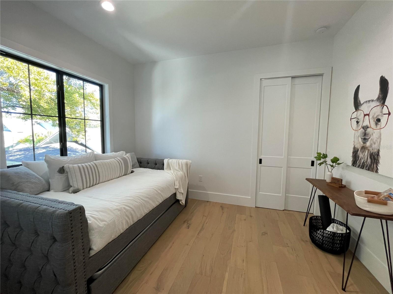 Image 16 of 21 For 1409 Moody Avenue 1