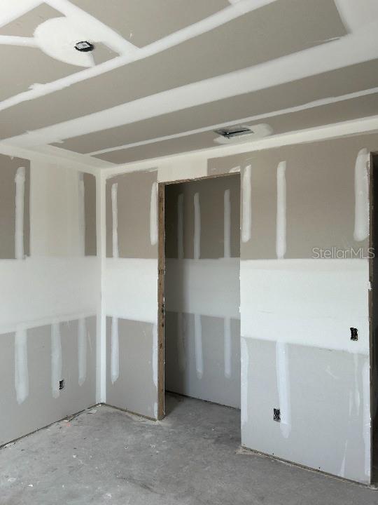 Image 16 of 30 For 2292 Broadbrook Drive