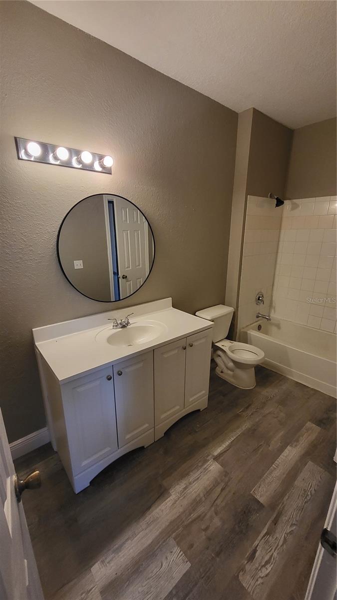 Image 10 of 17 For 2558 Robert Trent Jones Drive 1435