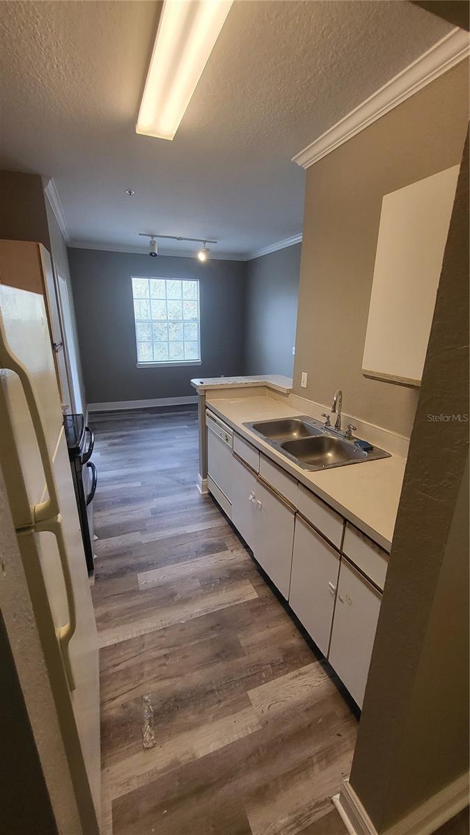 Image 7 of 17 For 2558 Robert Trent Jones Drive 1435