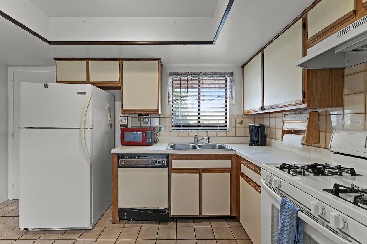 Image 12 of 24 For 5439 Sacramento Court