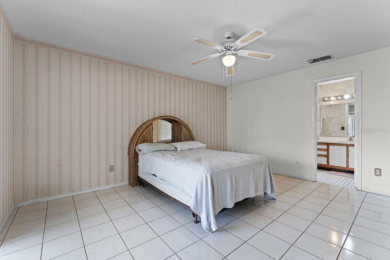 Image 18 of 24 For 5439 Sacramento Court