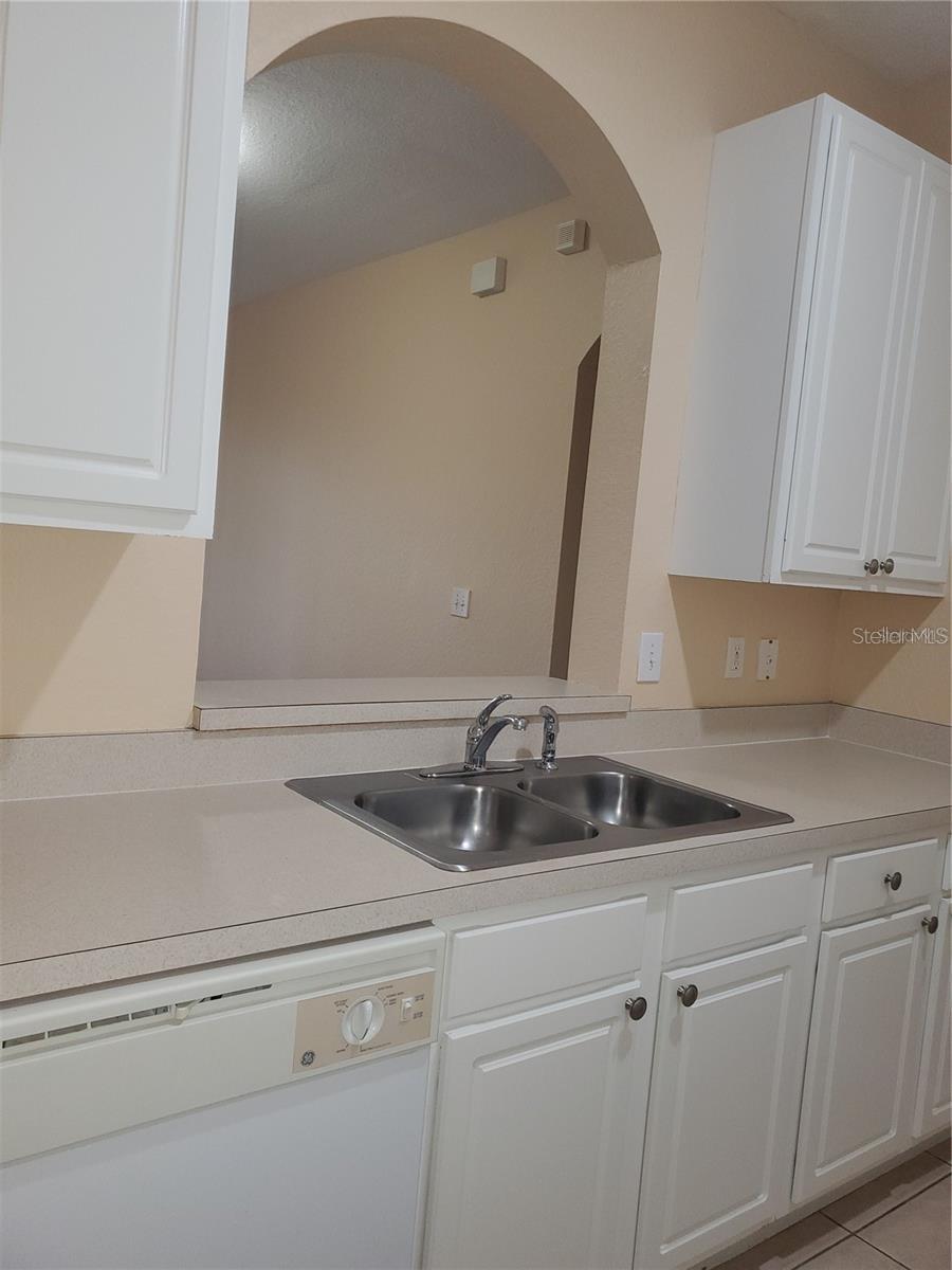 Image 12 of 13 For 6240 Contessa Drive 102