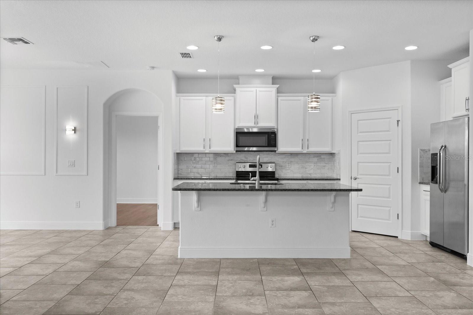Image 11 of 63 For 15500 Fountain Cove Court