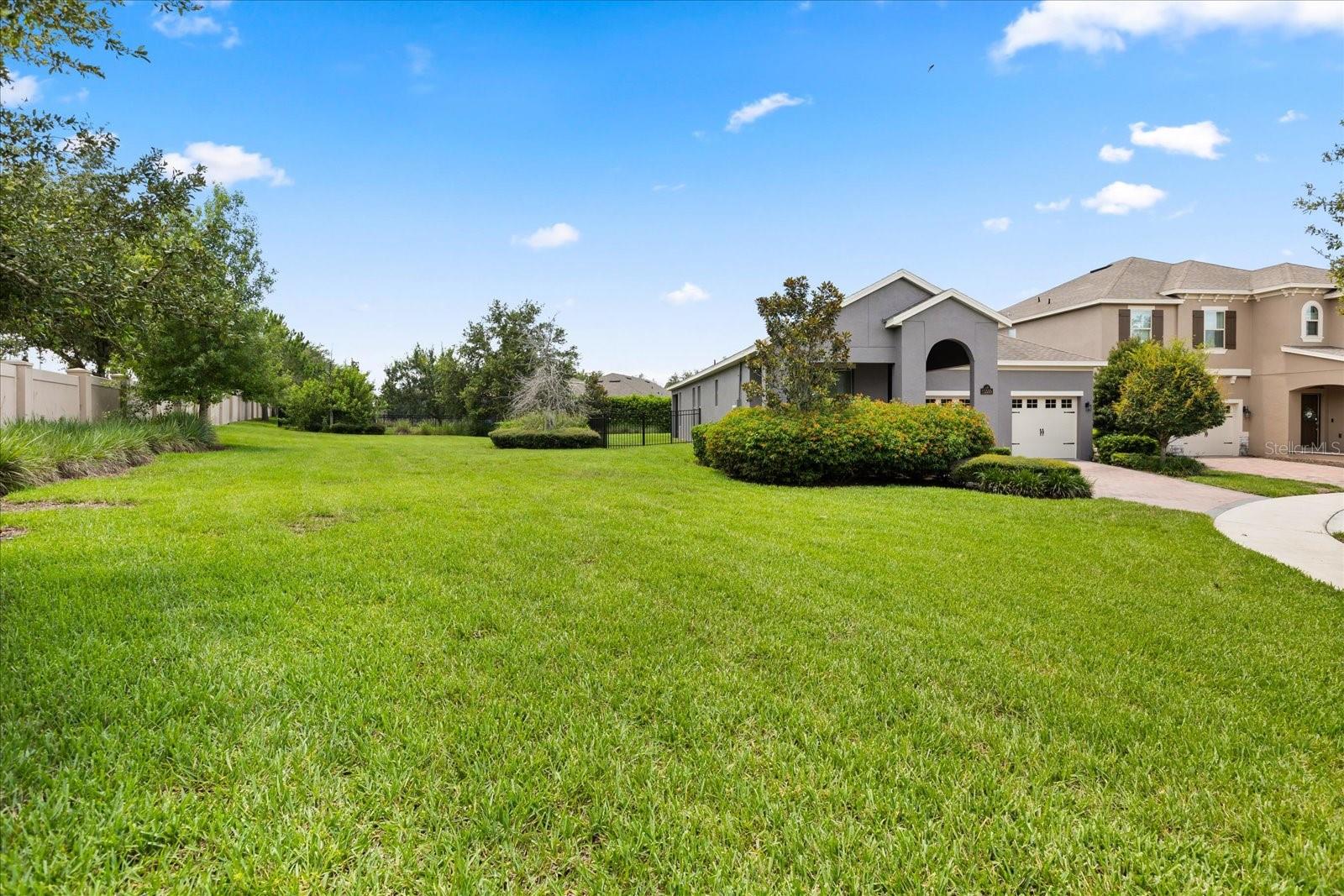 Image 5 of 63 For 15500 Fountain Cove Court