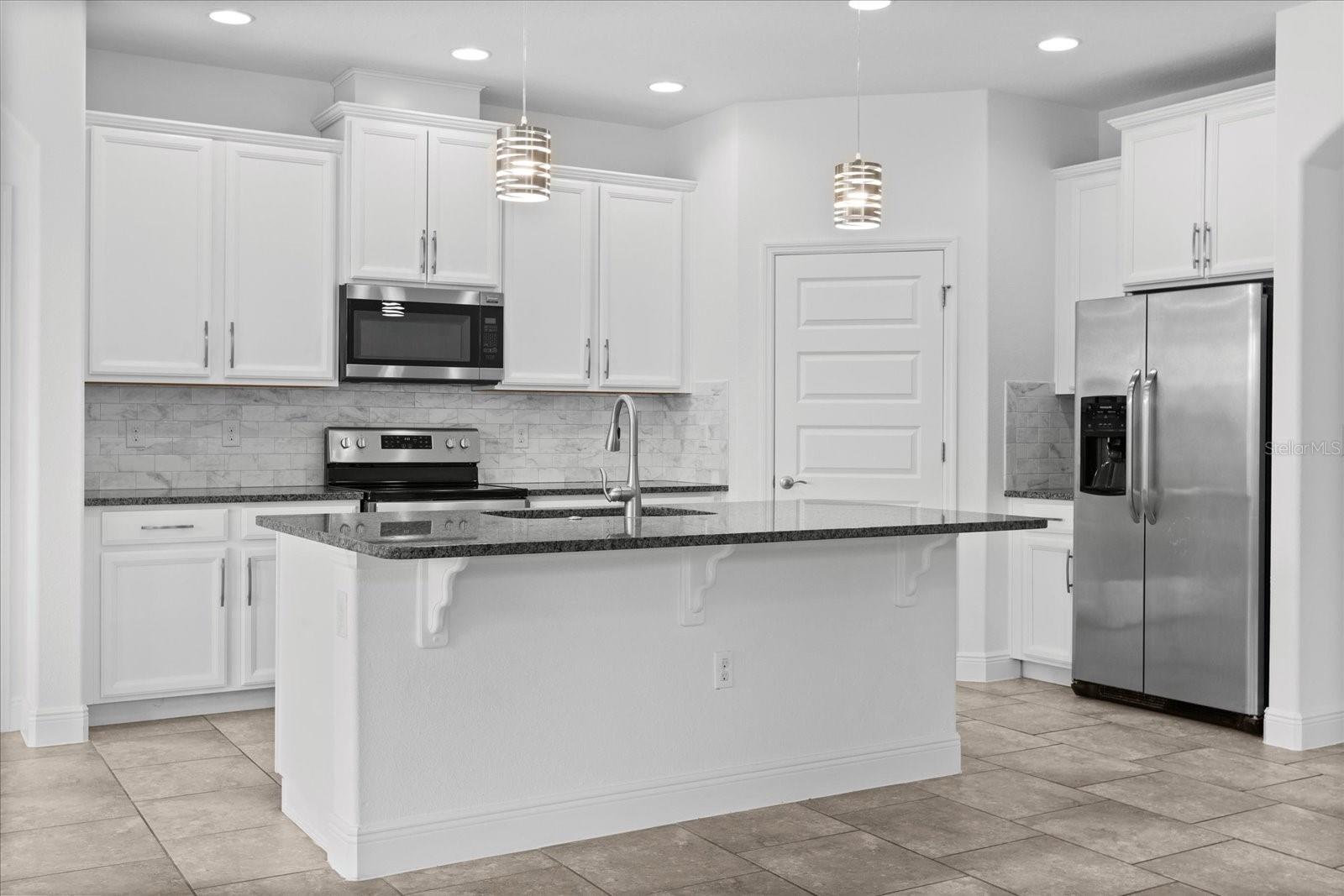 Image 9 of 63 For 15500 Fountain Cove Court
