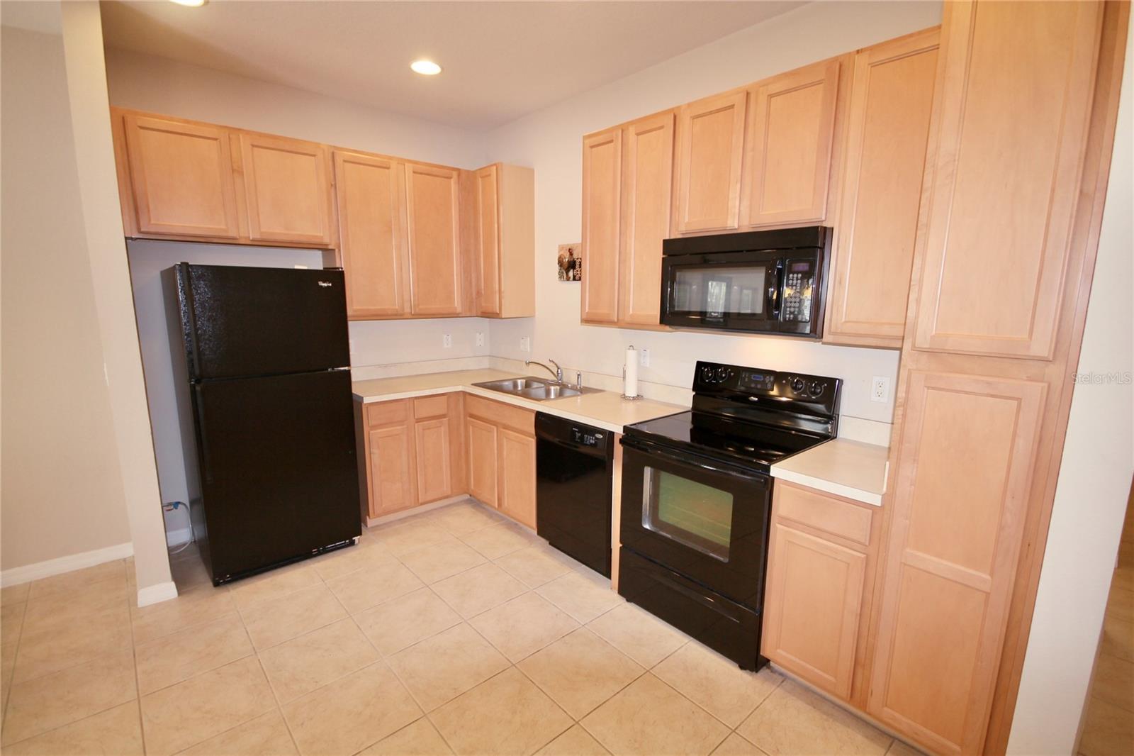 Image 4 of 35 For 2458 Caravelle Circle