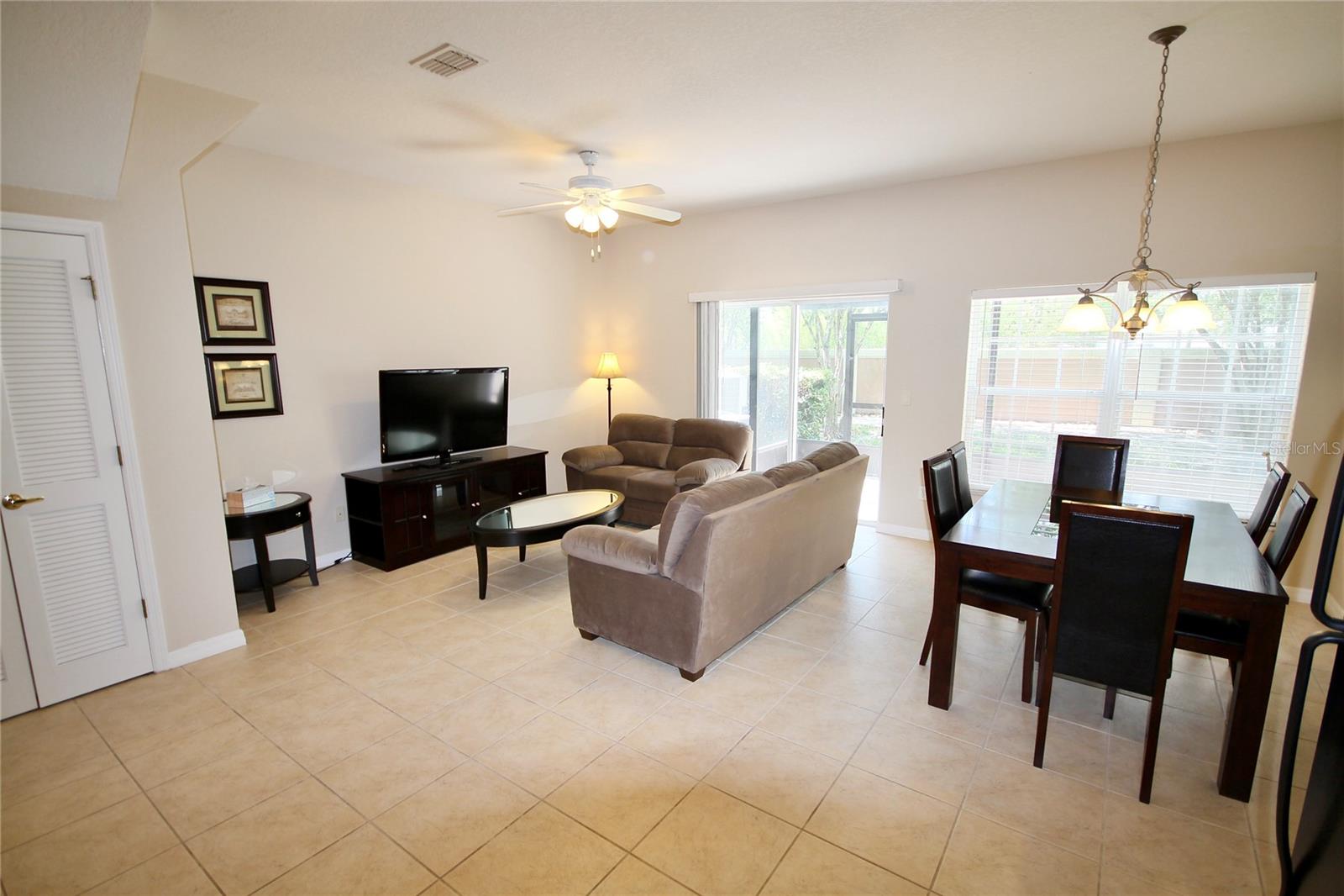 Image 7 of 35 For 2458 Caravelle Circle