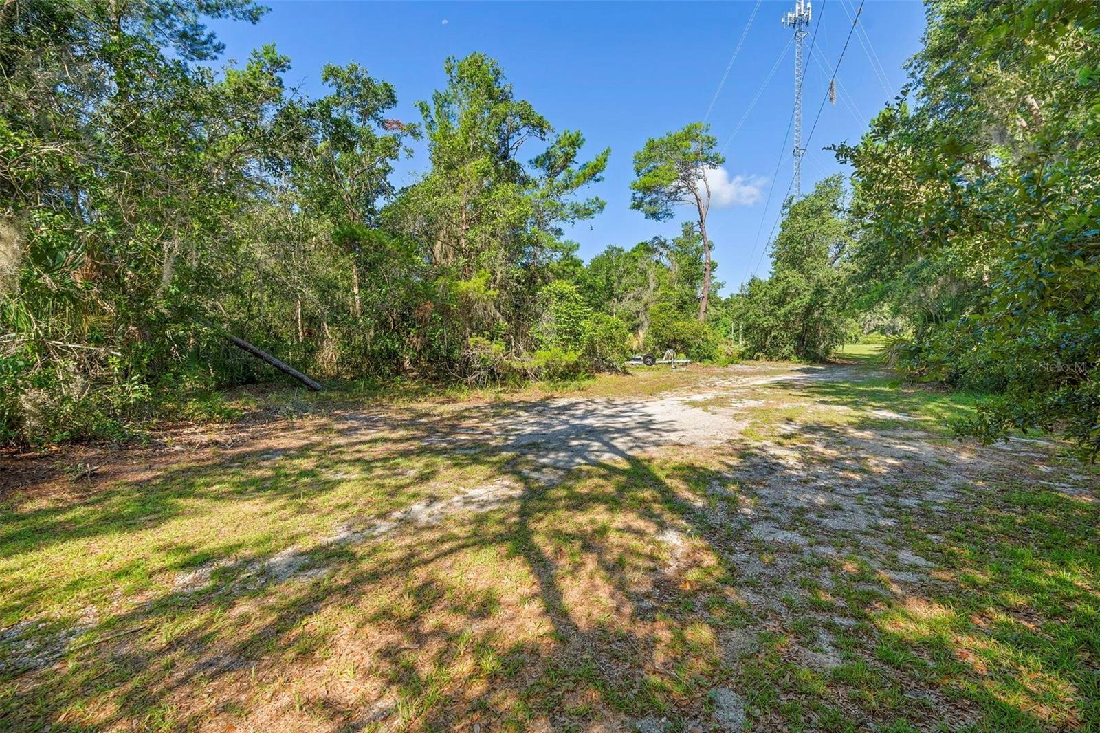 Image 11 of 29 For 1835 Glencoe Road