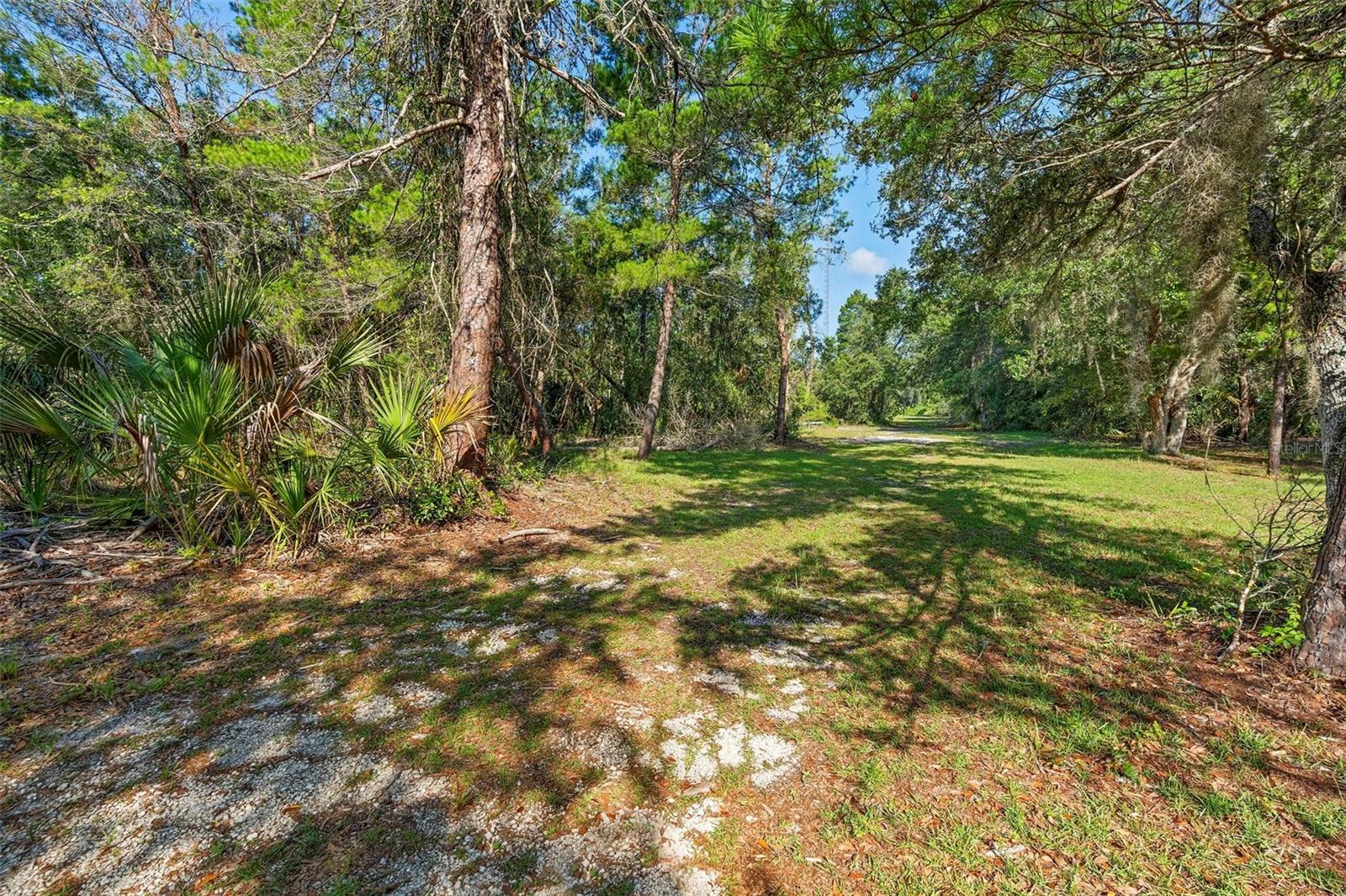 Image 7 of 29 For 1835 Glencoe Road