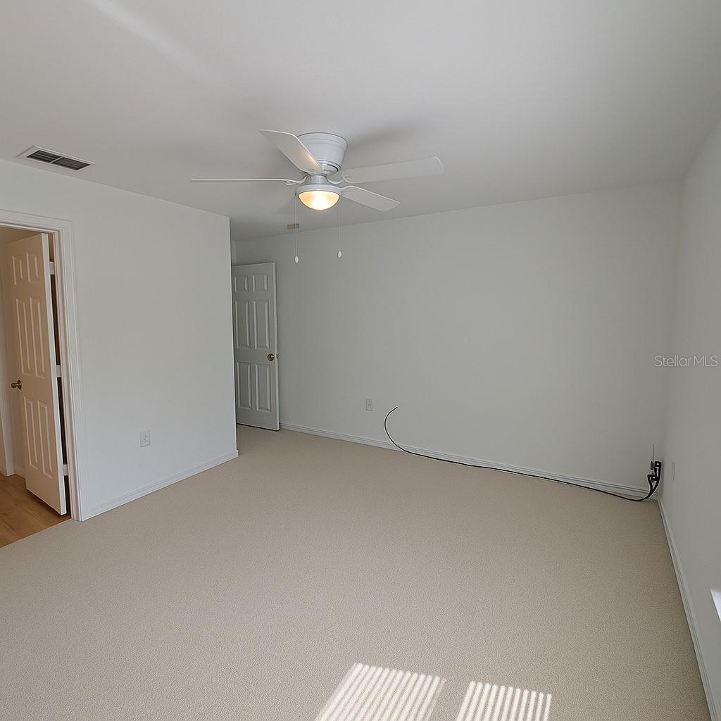 Image 15 of 33 For 10562 Windsor Lake Court 0
