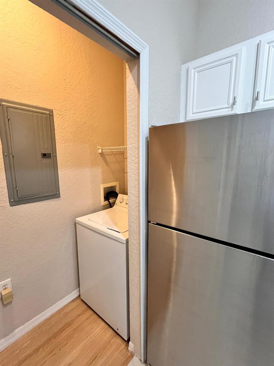 Image 16 of 31 For 6149 Metrowest Boulevard 305