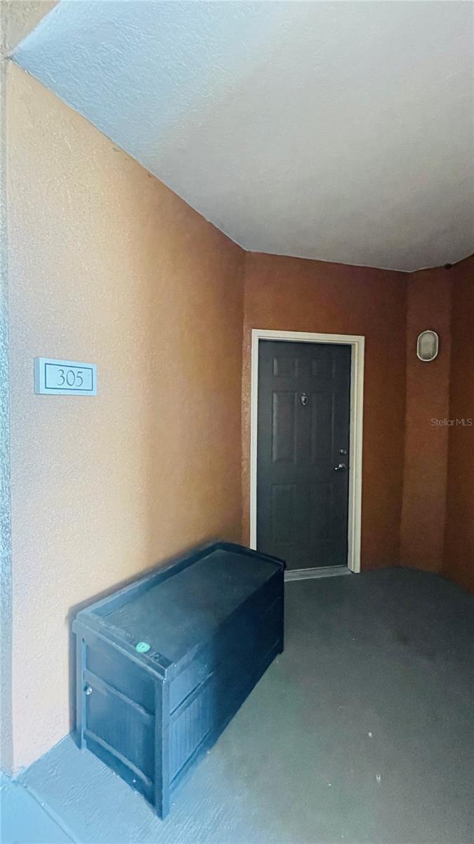 Image 6 of 31 For 6149 Metrowest Boulevard 305