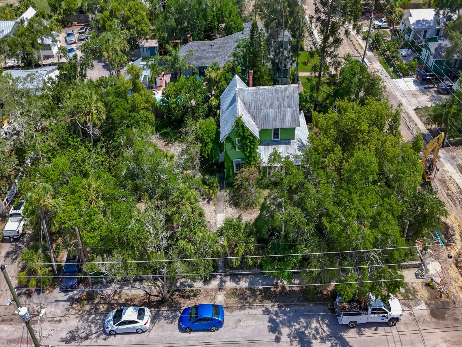 Image 11 of 16 For 226 Grosse Avenue