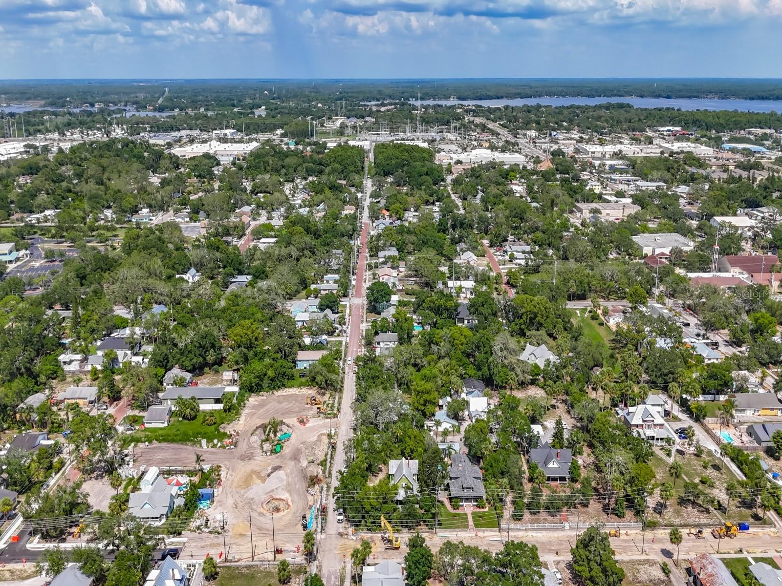 Image 5 of 16 For 226 Grosse Avenue
