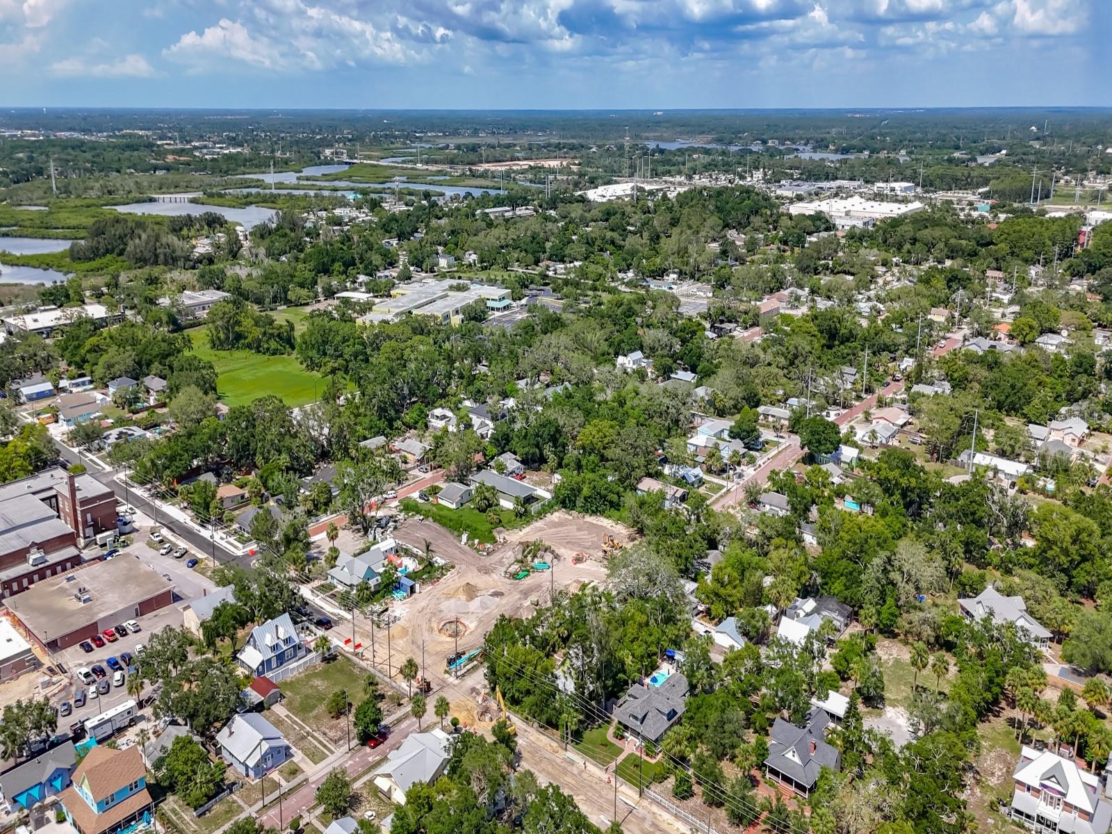 Image 7 of 16 For 226 Grosse Avenue