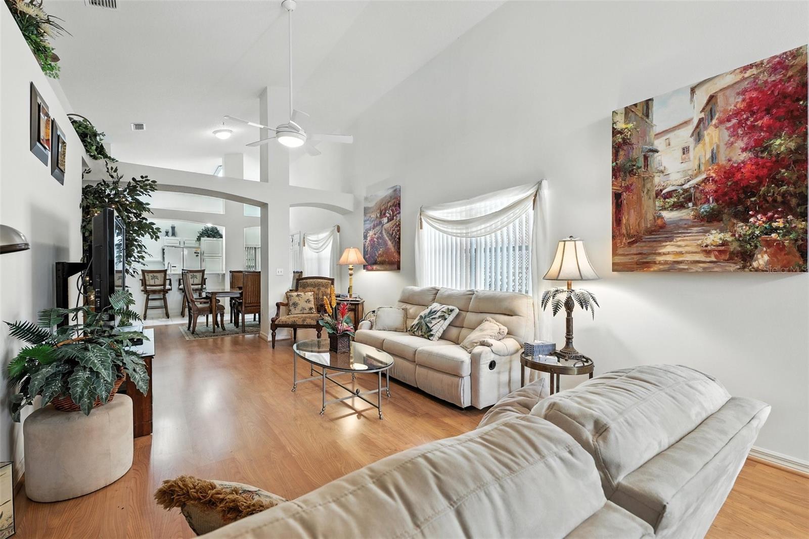 Image 6 of 25 For 1752 Challenger Avenue